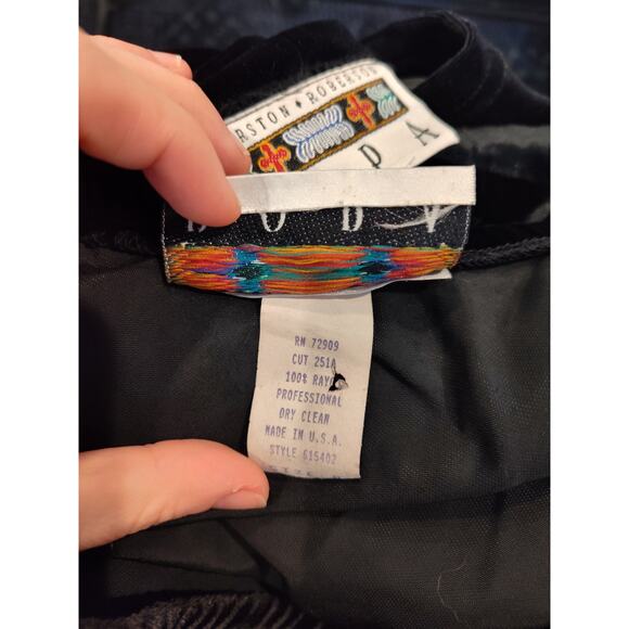 Hairston Roberson Ropa Women's Black Velvet Long Sleeve and Maxi Skirt Medium - Picture 11 of 12